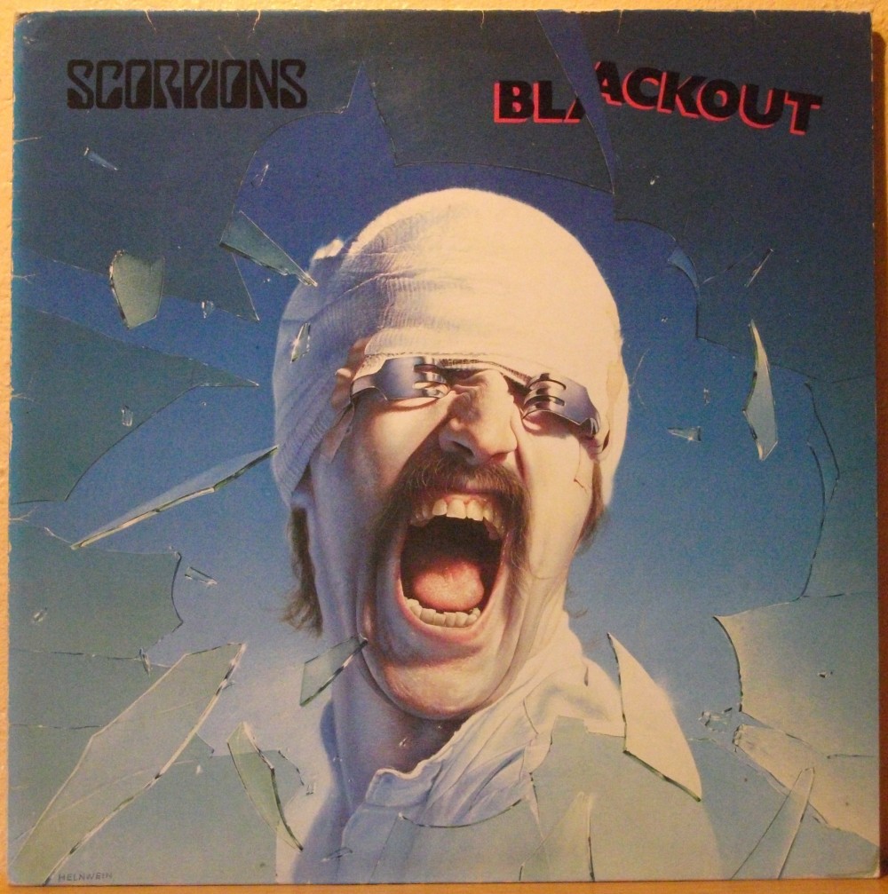 33T Scorpions - Blackout - 1982 -1.jpg