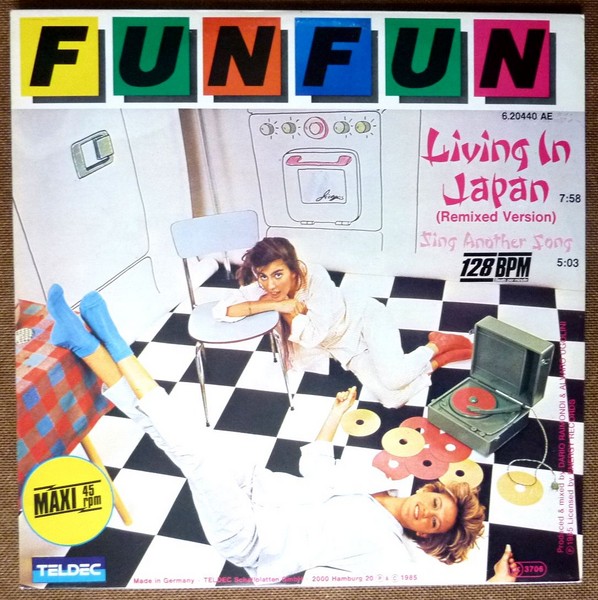 FUNFUN. Living in Japan.1985.  Maxi 45T TELDEC 6020440 AE.   (R1).JPG