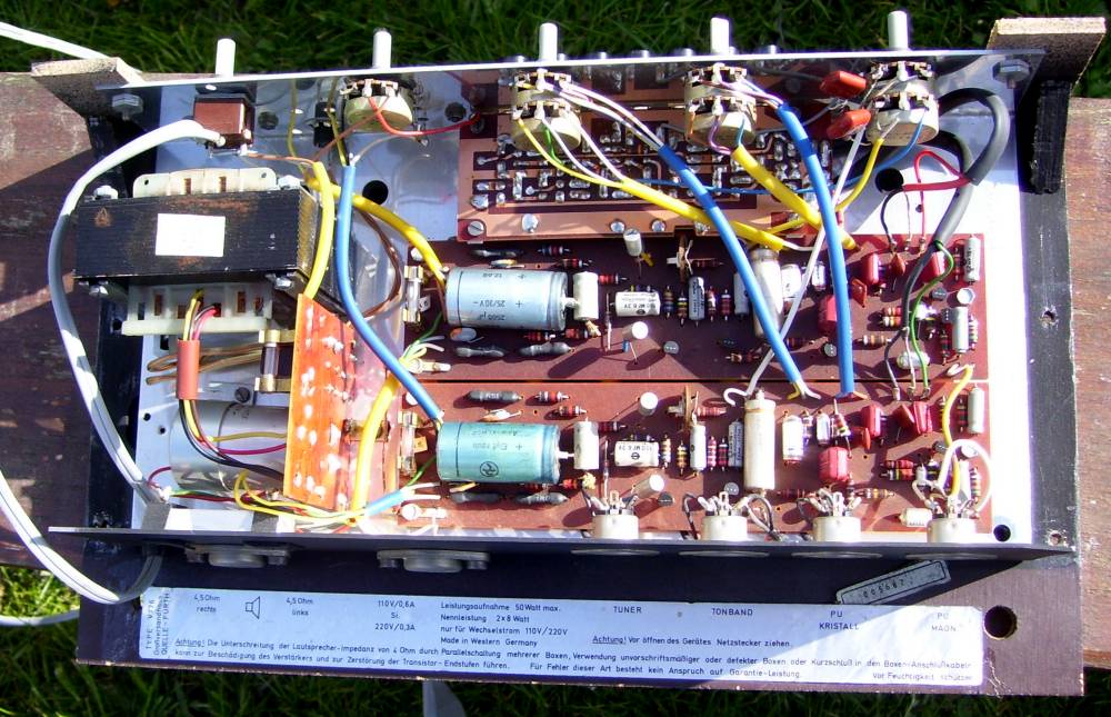 Amplificateur Universum V776 -7.jpg