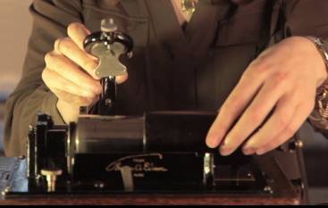 Edison Standard Phonograph-6.jpg