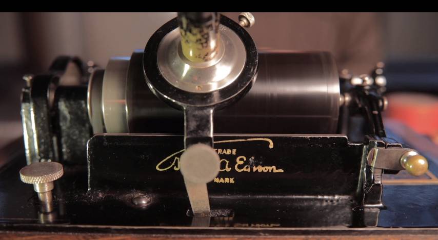 Edison Standard Phonograph-7.jpg