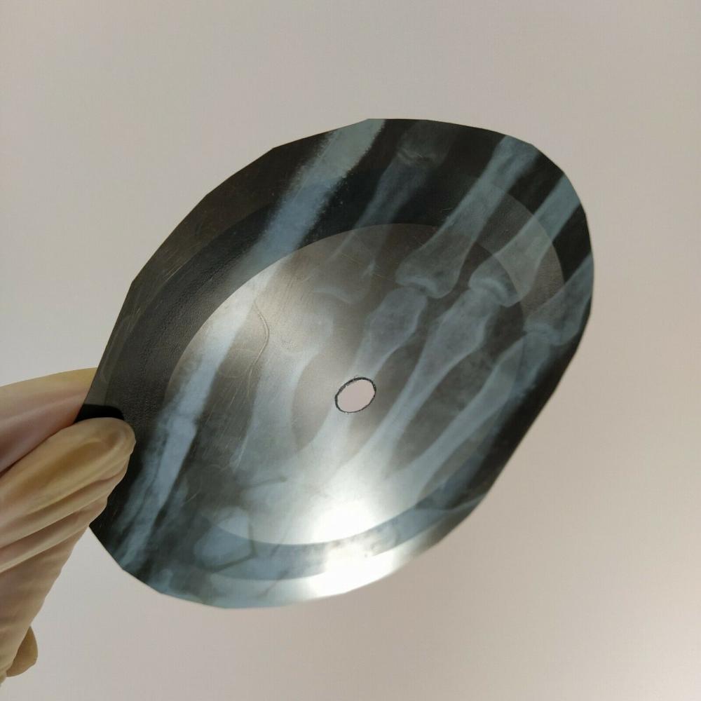 Nina_Simone-Human_Touch-x-ray-URSS-record-Roentgen-OS-côtes-Vinyle-2.jpg