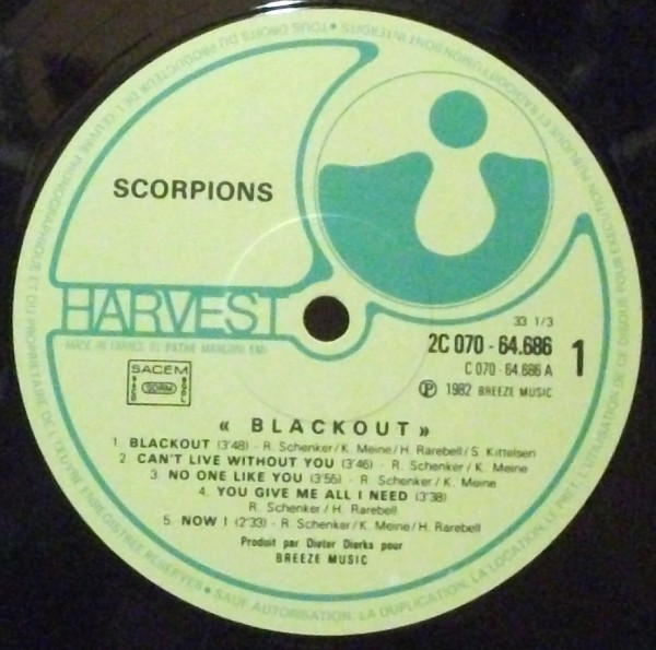 33T Scorpions - Blackout - 1982 -4.jpg