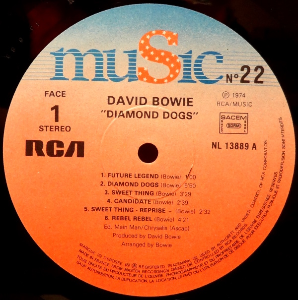 33T-David_Bowie-Diamond_Dogs-1974-3.JPG