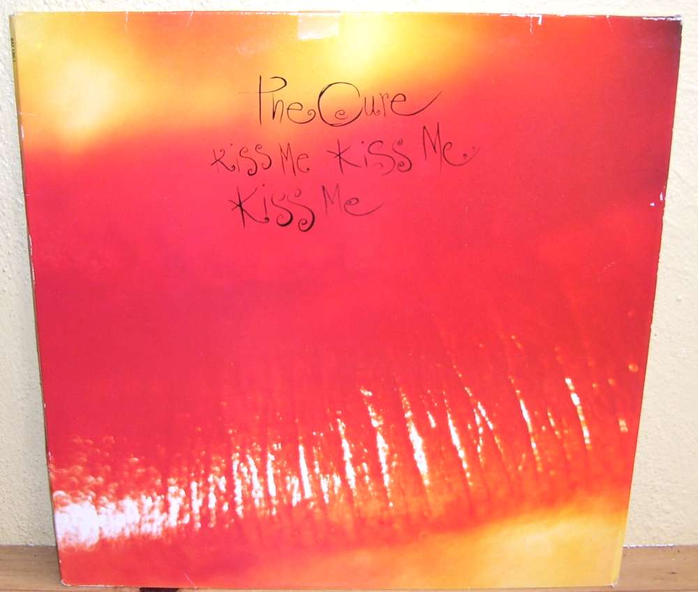 33T Double - The Cure - Kiss Me Kiss Me Kiss Me - 1987
